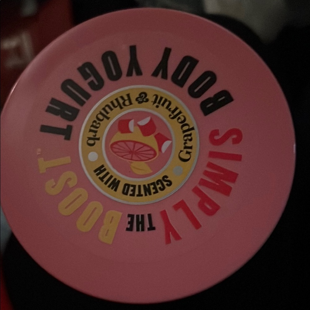 Soap & Glory Simply The Boost Body Yogurt - Pink and Yellow